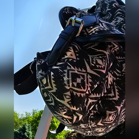 AZTEC DESIGN Drawstring Backpack w/Vegan Leather Trim - Picture 3 of 6